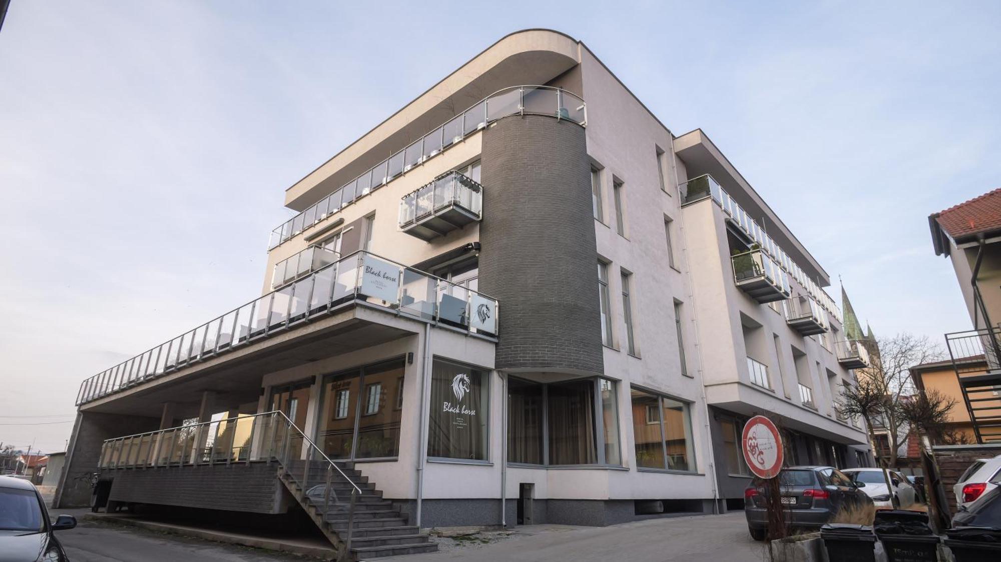Premium City Centre Bedrooms Prešov Екстериор снимка