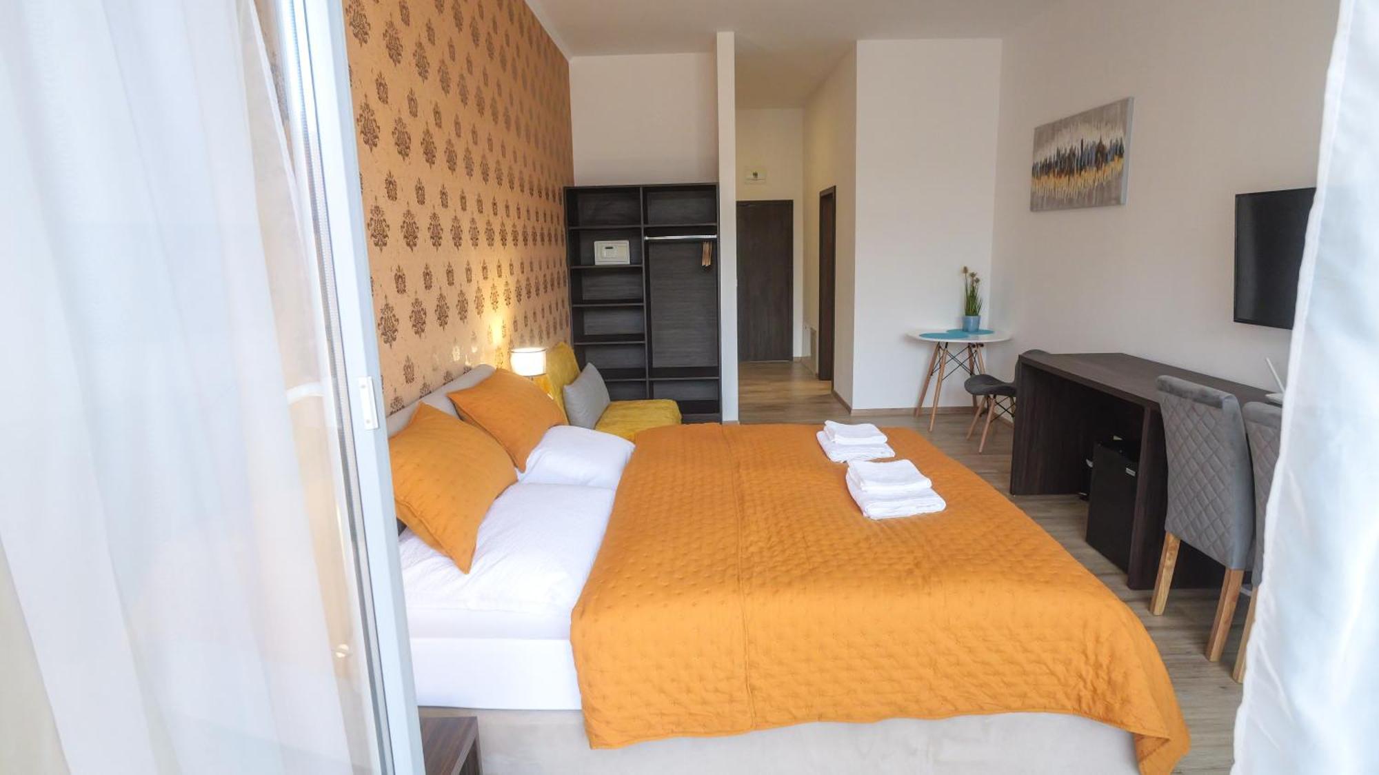 Premium City Centre Bedrooms Prešov Екстериор снимка