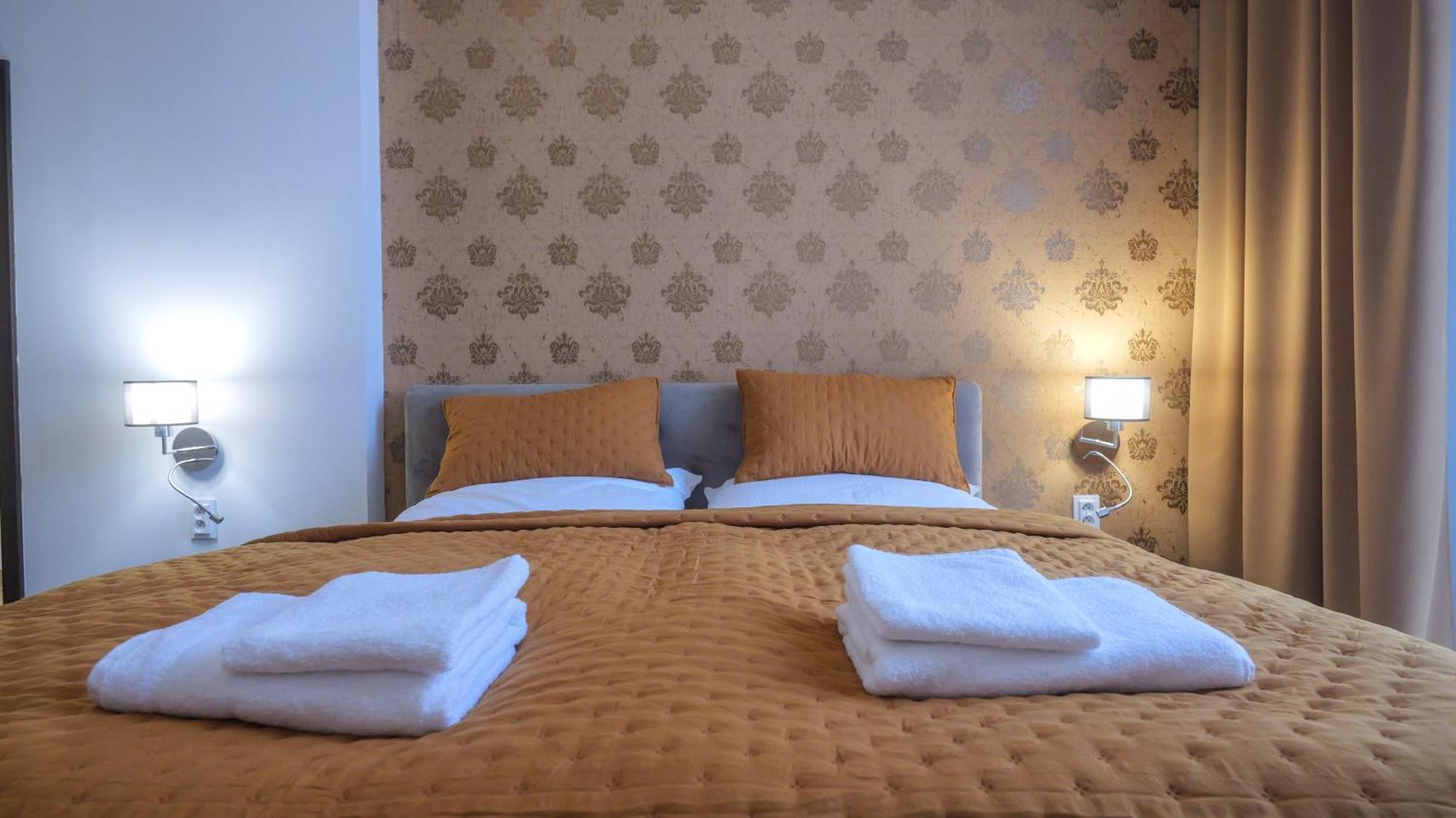 Premium City Centre Bedrooms Prešov Екстериор снимка